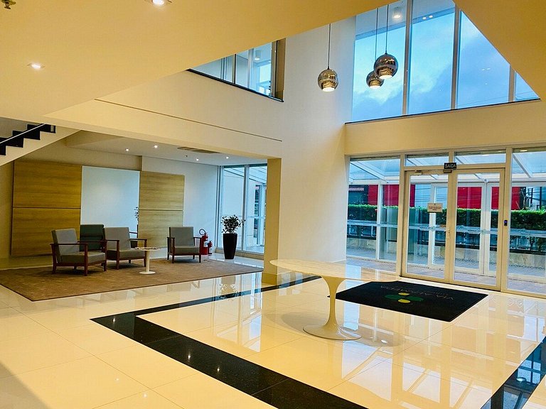 Apartamento completo com vaga, a 9 km do Aeroporto, próximo