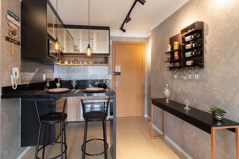 Apartamento completo com vaga, a 9 km do Aeroporto, próximo