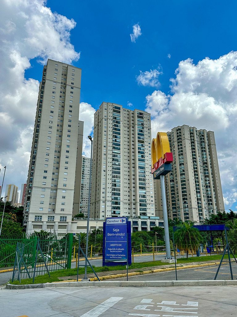 2109 - Studio Novo e Super Mobiliado