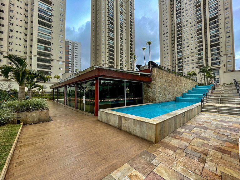 2109 - Studio Novo e Super Mobiliado