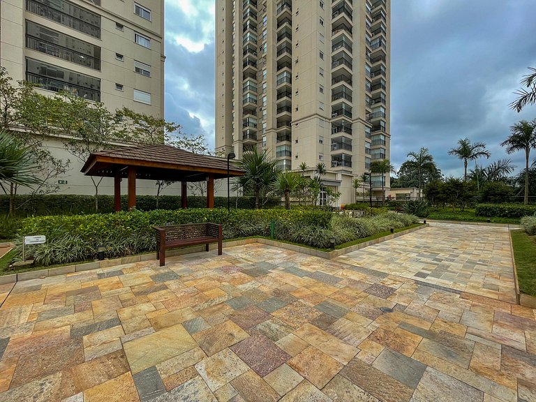 2109 - Studio Novo e Super Mobiliado