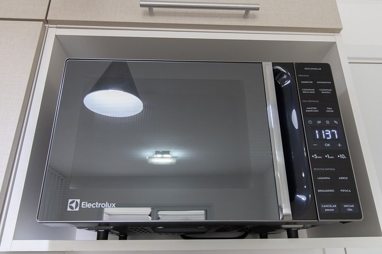 2109 - Studio Novo e Super Mobiliado