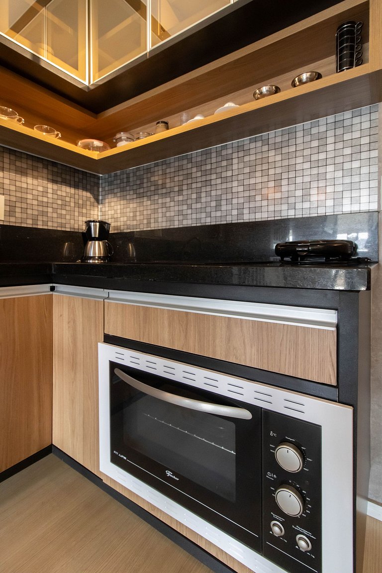 Apartamento completo com vaga, a 9 km do Aeroporto, próximo