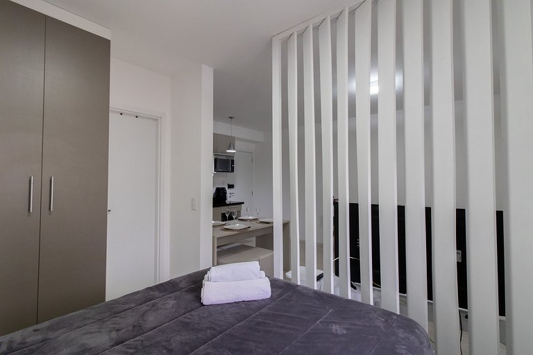 2109 - Studio Novo e Super Mobiliado