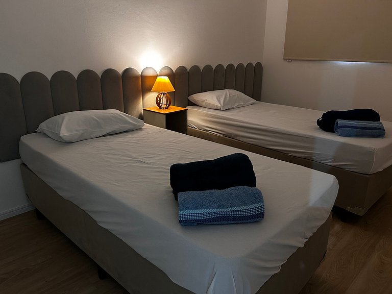 0822- apto 2 quartos 6 pessoas