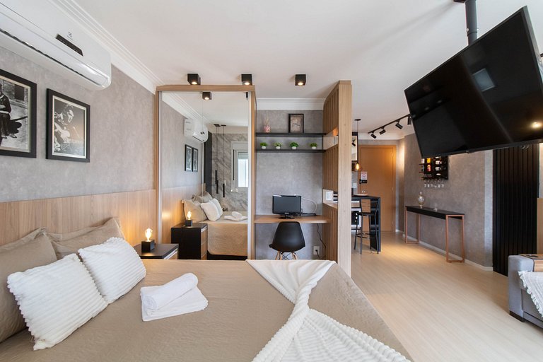 Apartamento completo com vaga, a 9 km do Aeroporto, próximo