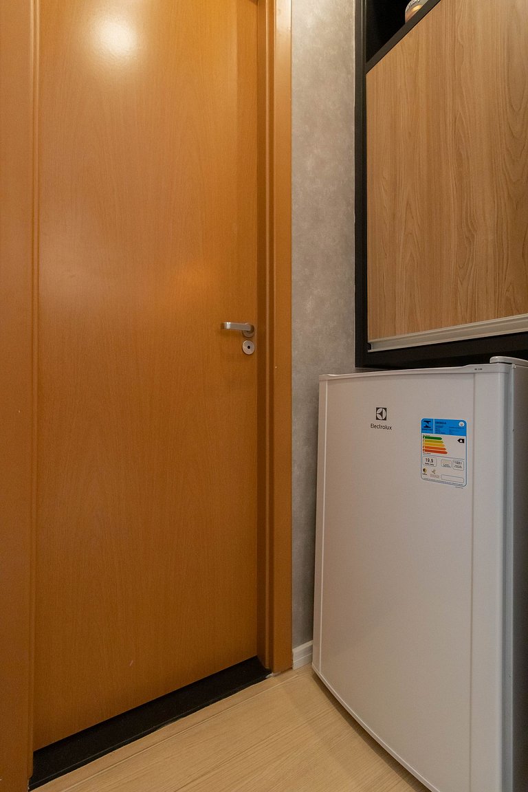 Apartamento completo com vaga, a 9 km do Aeroporto, próximo