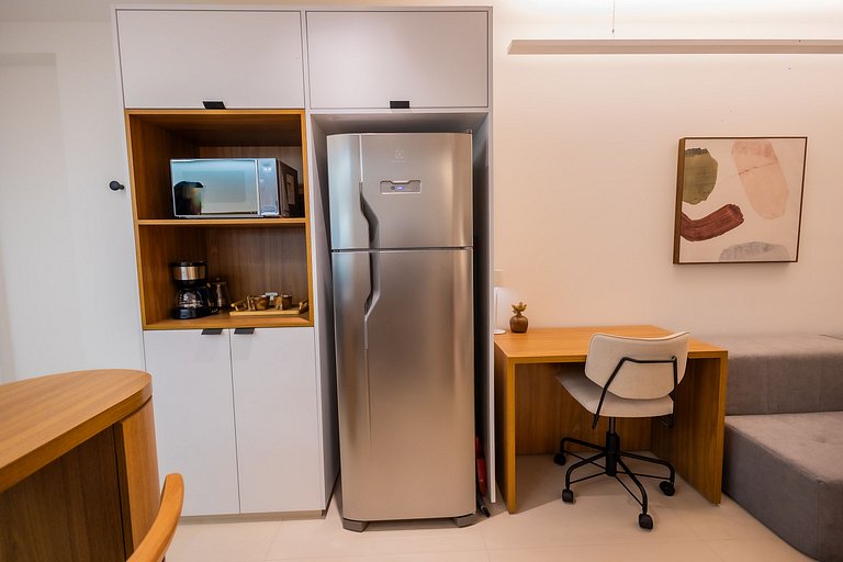 1106 - Estúdio novíssimo com estrutura e conforto