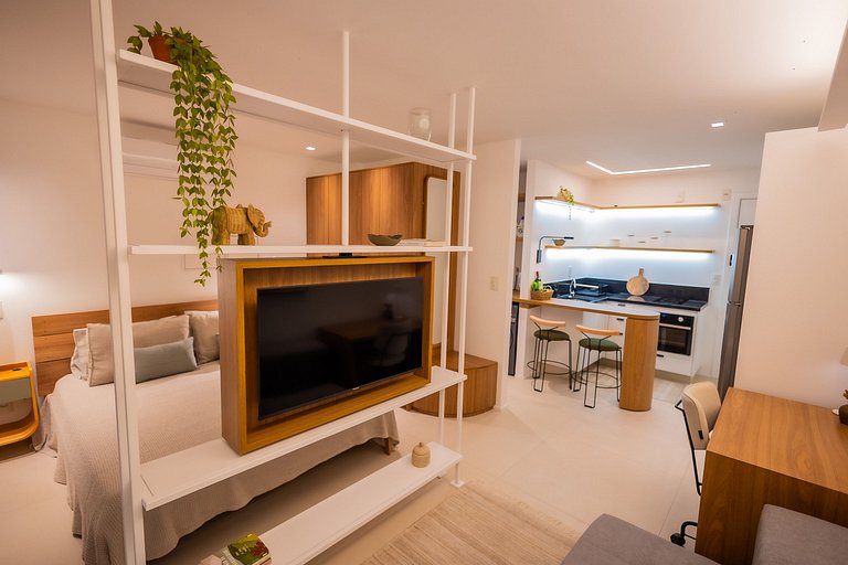 1106 - Estúdio novíssimo com estrutura e conforto