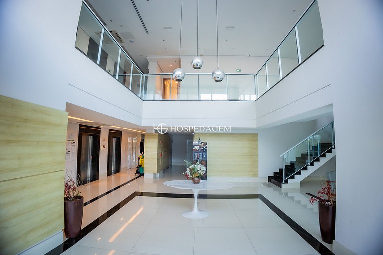 0405 - Studio incrível, charmoso e completo