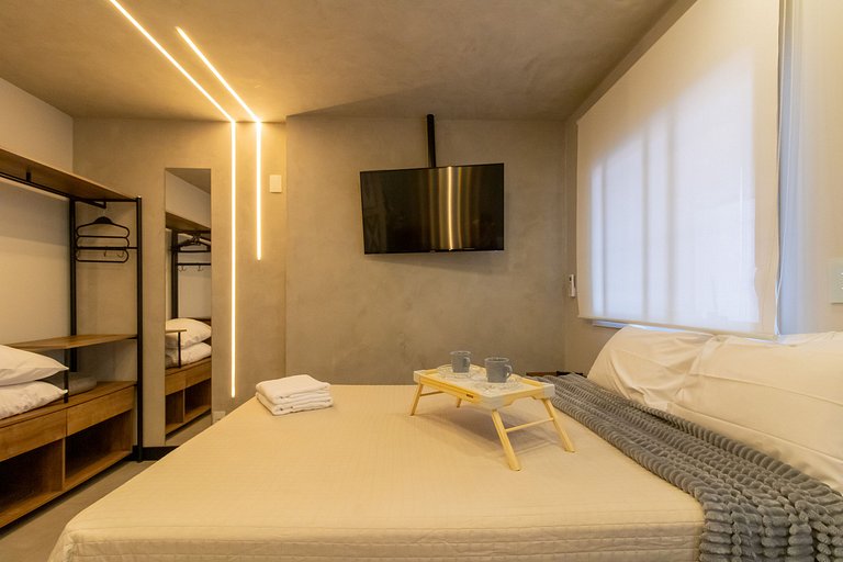 0405 - Studio incrível, charmoso e completo