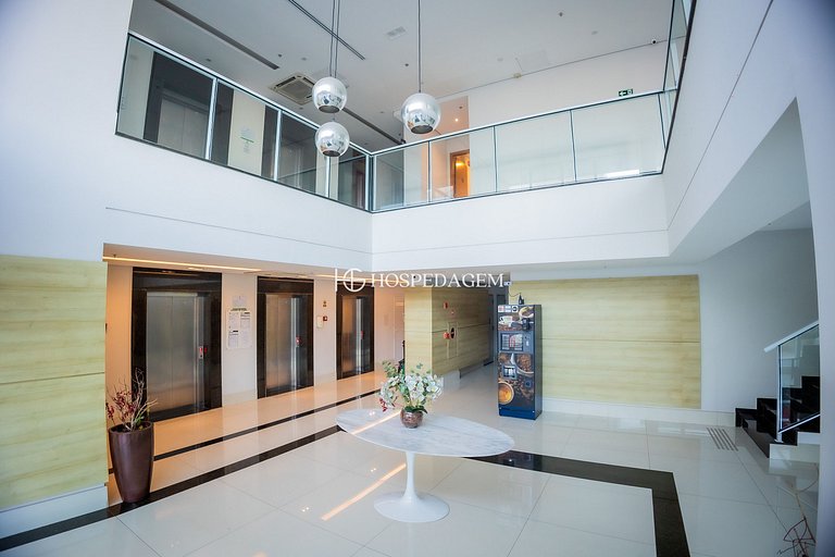 Apartamento completo com vaga, a 9 km do Aeroporto, próximo