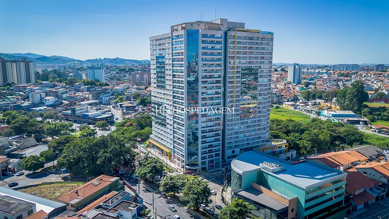 Apartamento completo com vaga, a 9 km do Aeroporto, próximo