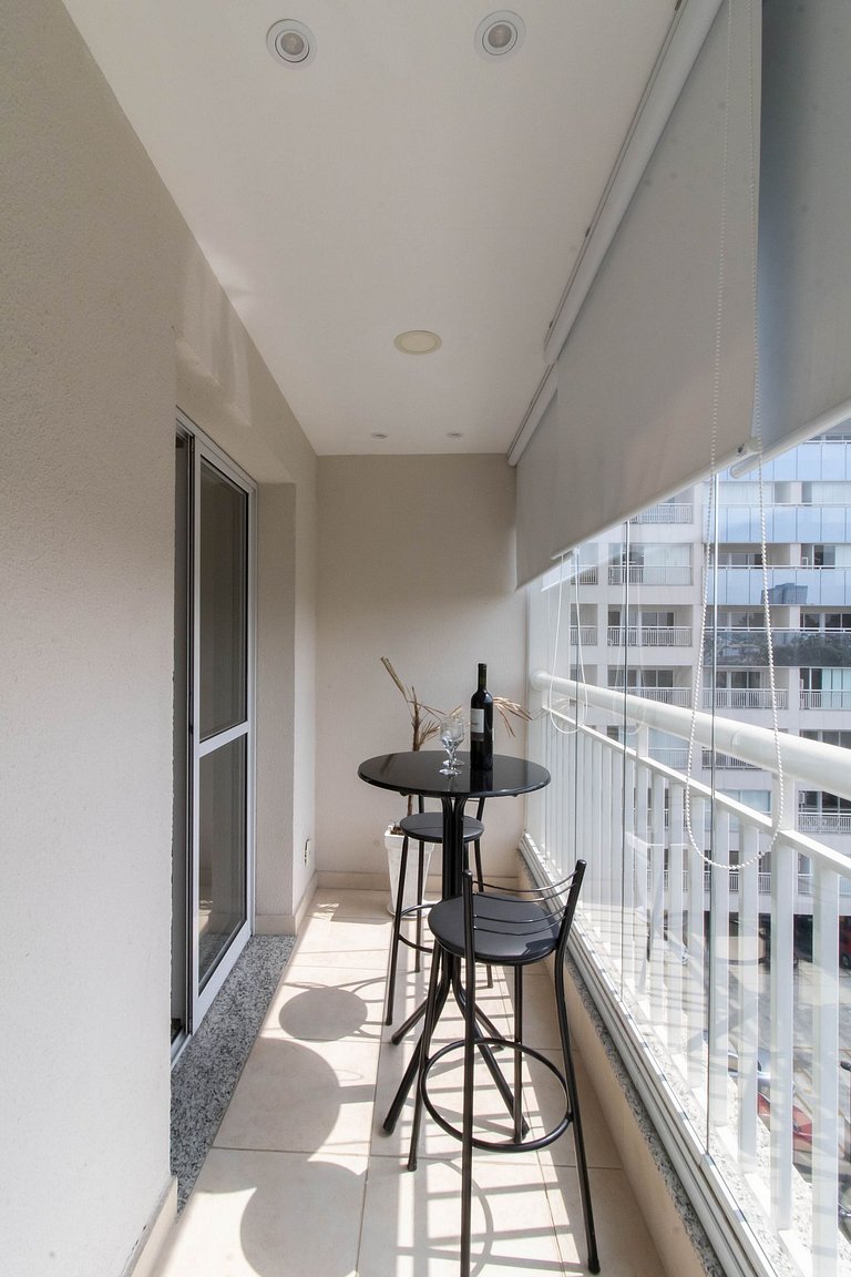 Apartamento completo com vaga, a 9 km do Aeroporto, próximo