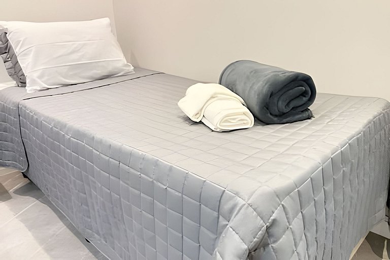 0201 - Quarto Solteiro · Home Office · Bosque Maia