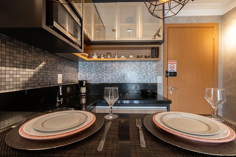 Apartamento completo com vaga, a 9 km do Aeroporto, próximo