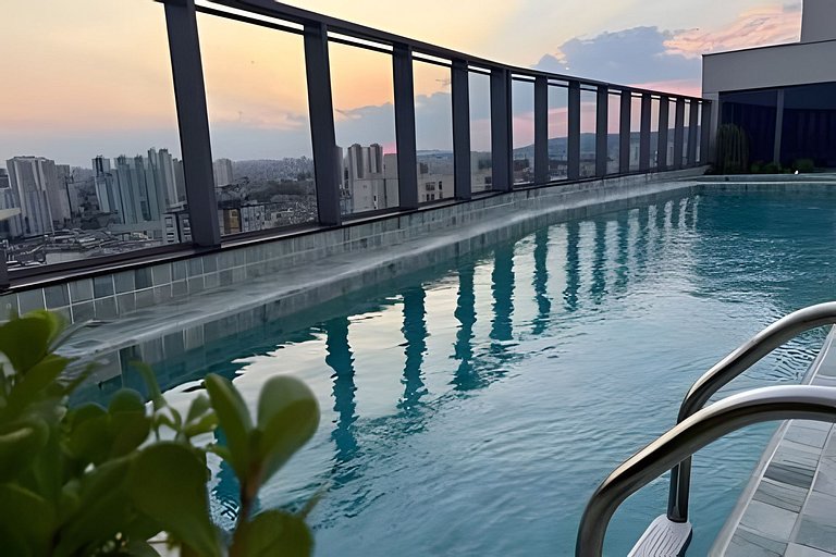 Gru_2505 Lindo Loft superior c/ piscina